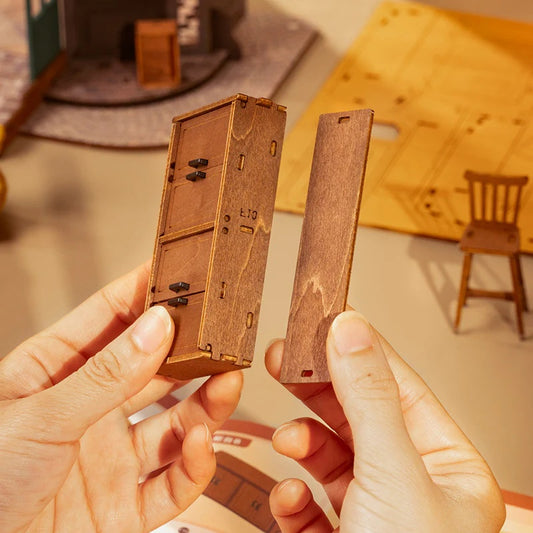 Rolife Tipsy Restaurant DIY Miniature House, Only Supports TK And Independent Website Platforms